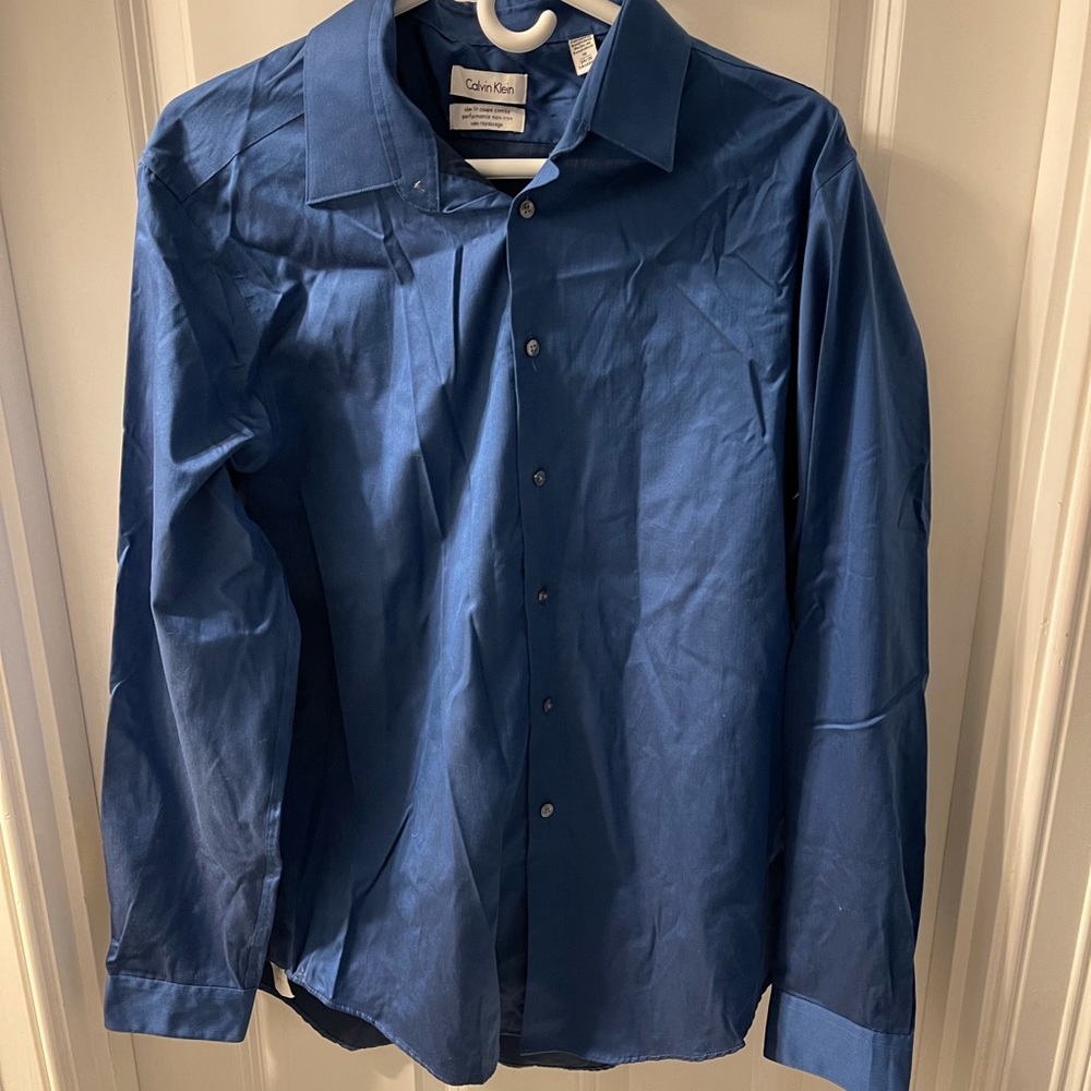 Men’s long sleeve dress shirt!